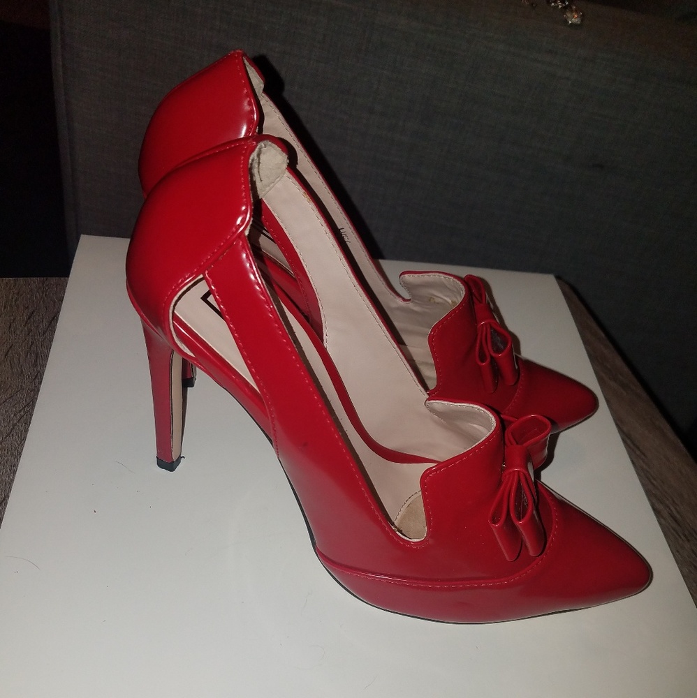 COPY - Red sexy heels w/ bow